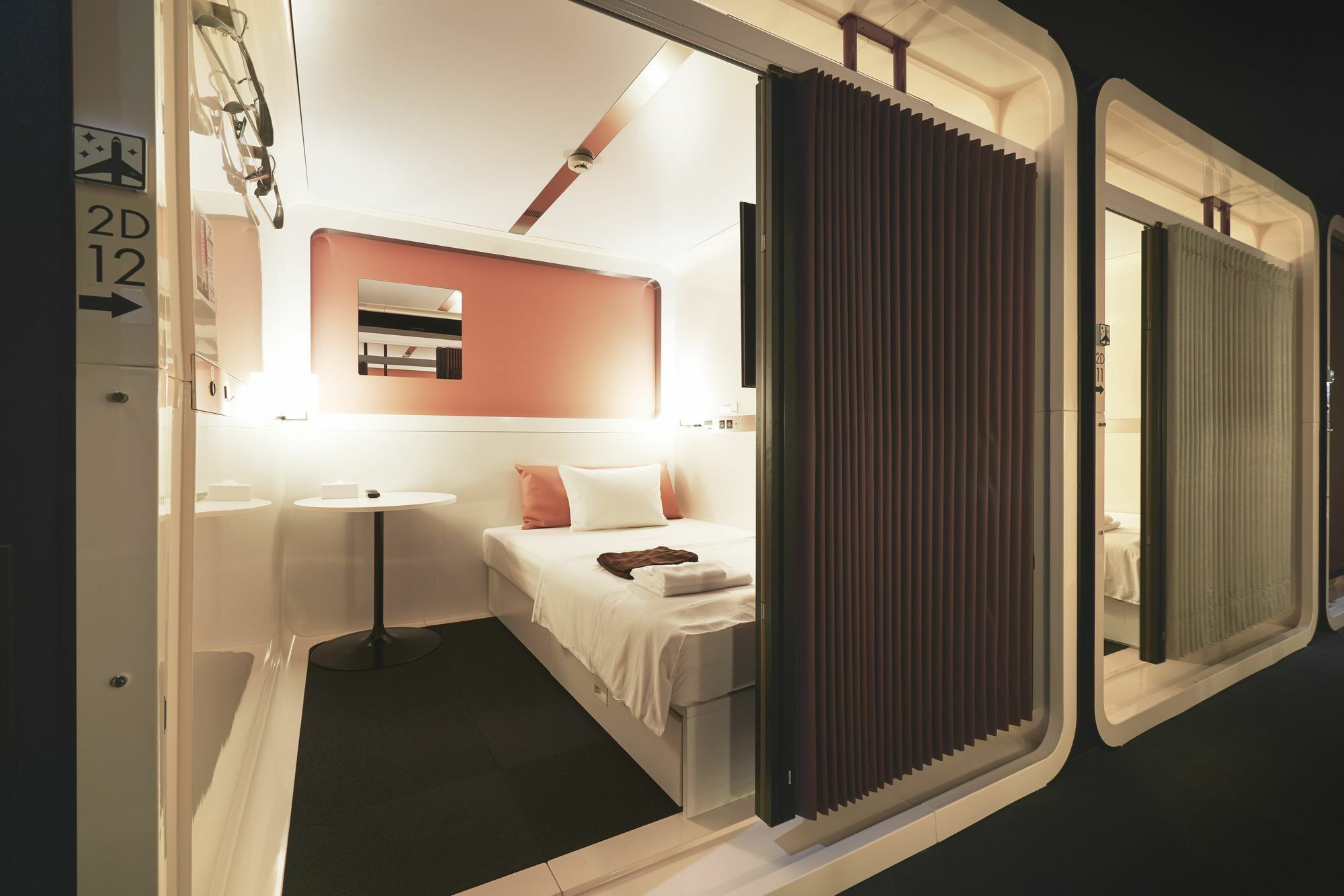 First Cabin Akihabara Showa-Dori Τόκιο Εξωτερικό φωτογραφία